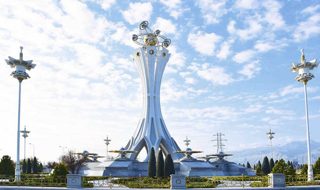 Неделя-в-Туркменистане-прошла-под-знаком-реформ-и-сотрудничества