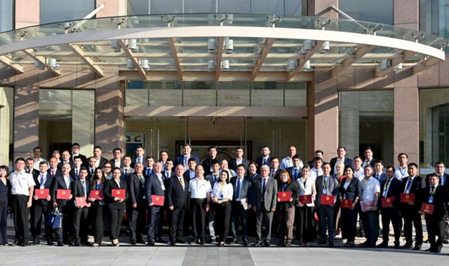 Туркменские-таможенники-прошли-обучение-в-Шанхае