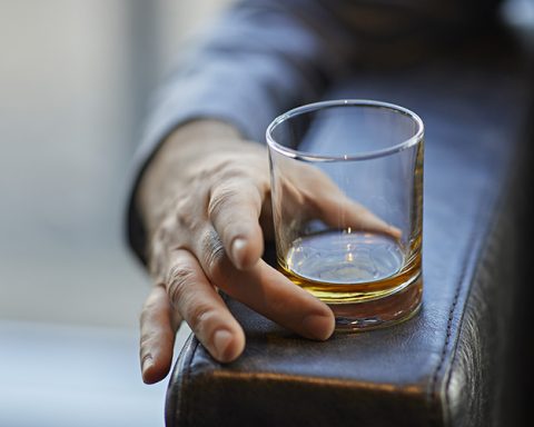 doctors-explained-how-alcohol-causes-cancer-of-the-oral-cavity