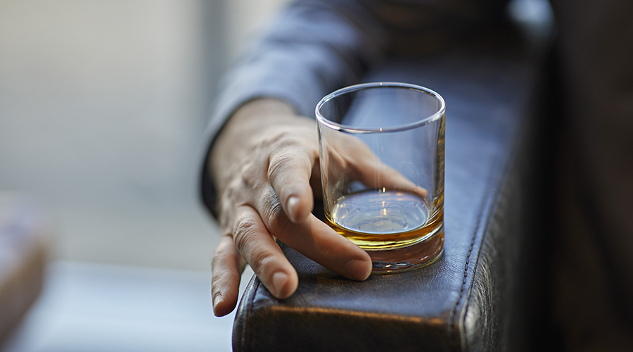 doctors-explained-how-alcohol-causes-cancer-of-the-oral-cavity