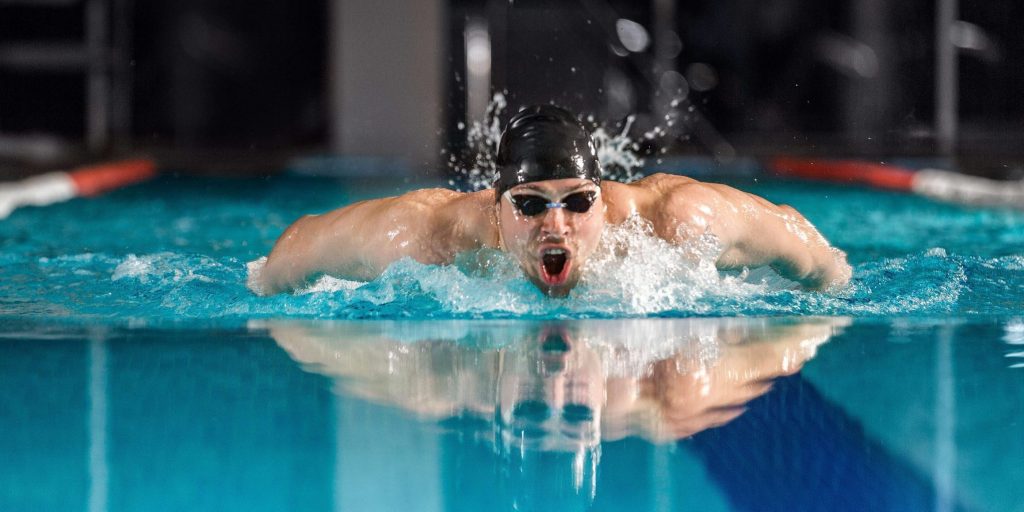 swimming-and-other-safe-types-of-training-in-the-heat