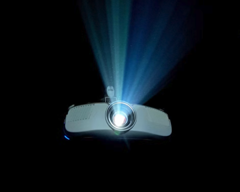 aliexpress-called-the-best-selling-projectors-in-russia-in-2025