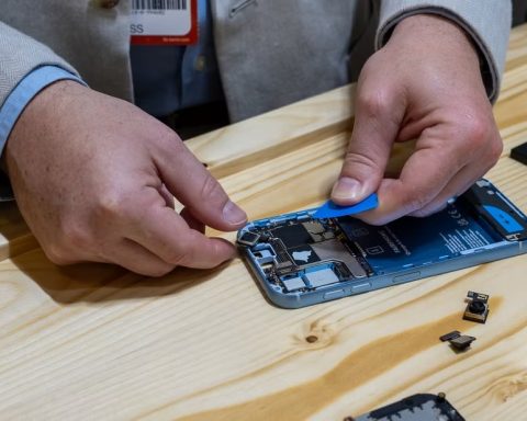 android-15-«сломал»-смартфон-fairphone-5-—-массовые-жалобы-на-зависание-при-загрузке