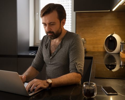 Учёные-разработали-нейростимулятор-для-повышения-концентрации-внимания