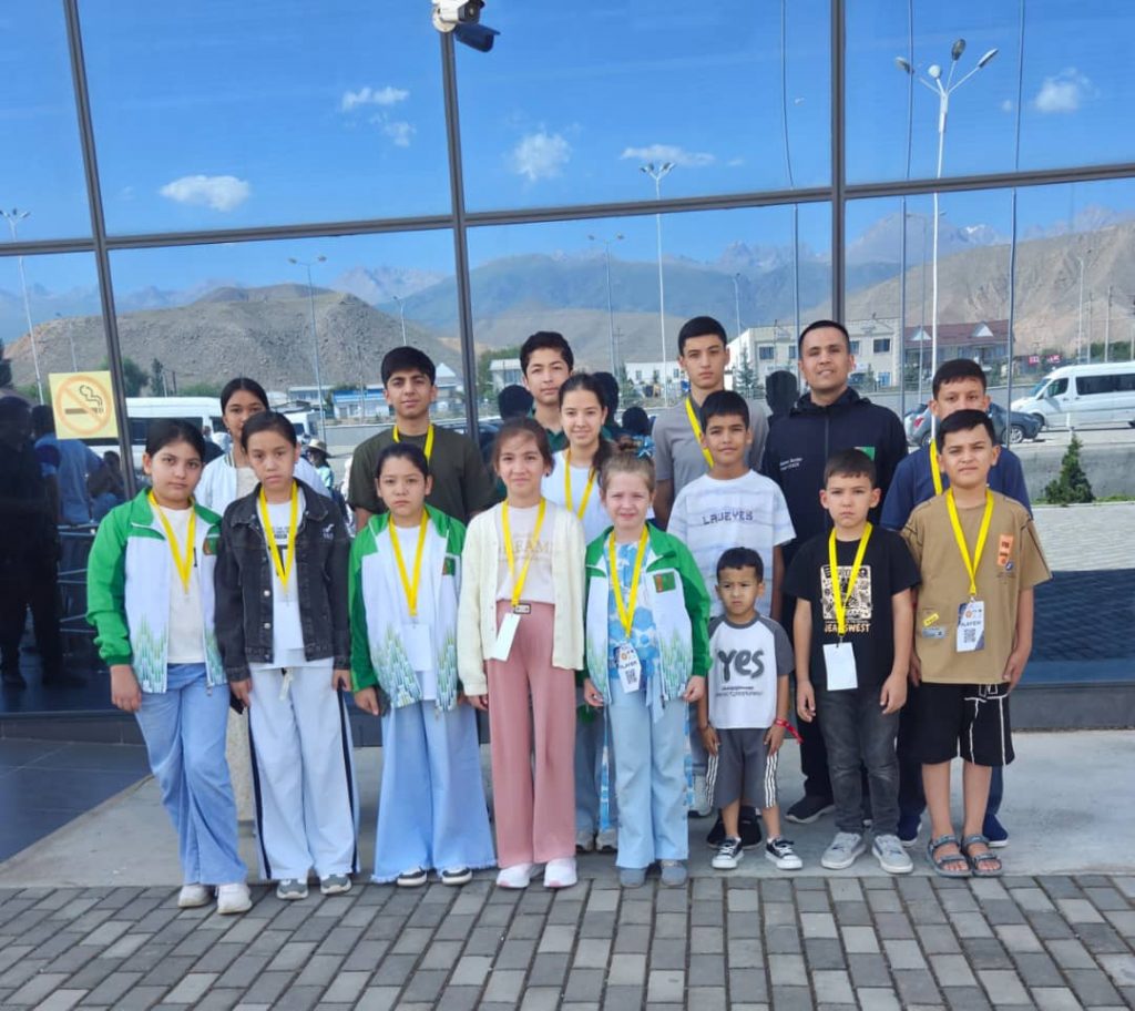 group photo THE ASHGABAT TIMES