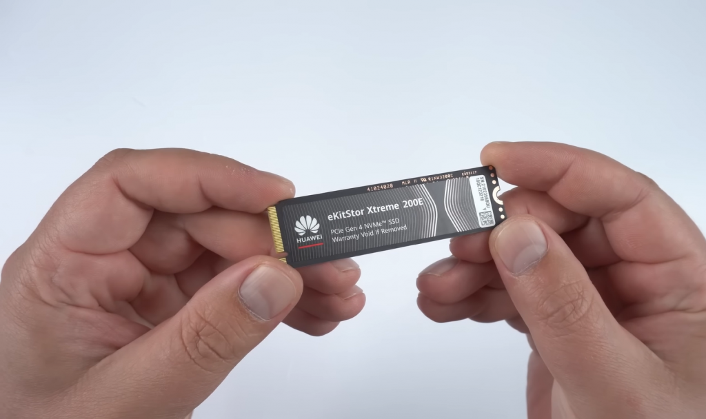 the-first-freely-sold-ssd-huawei-tested