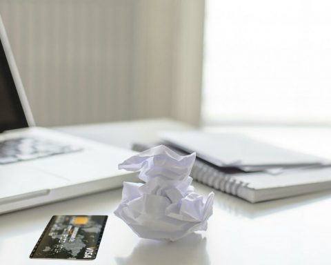 players-came-up-with-spammers-for-revenge-visa-for-removing-“adult”-games-from-steam