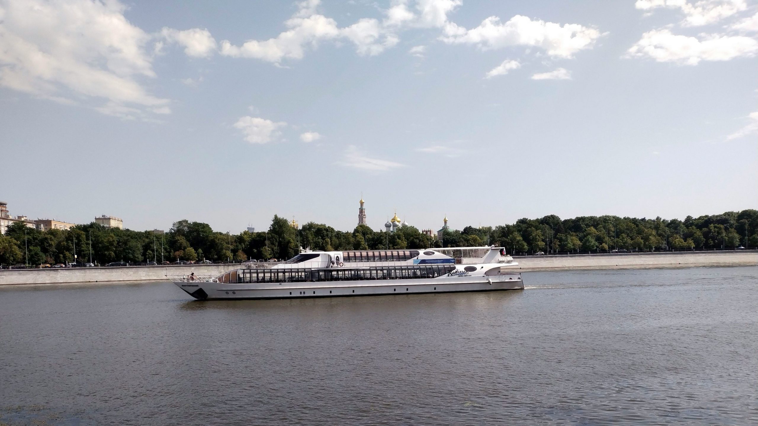 Минпромторг-вложит-660-млн-в новое-судно-на подводных-крыльях