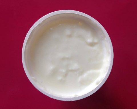 Ароматизированный-йогурт-и-другие-“полезные”-продукты,-которые-мешают-вам-похудеть