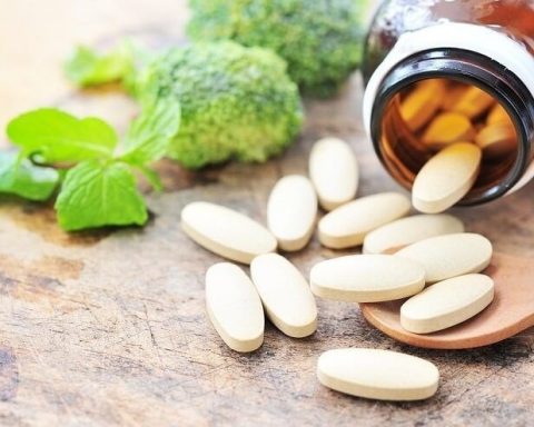 Пробиотики-и-не-только:-врач-назвал-лучшие-пищевые-добавки-для-борьбы-с-запорами