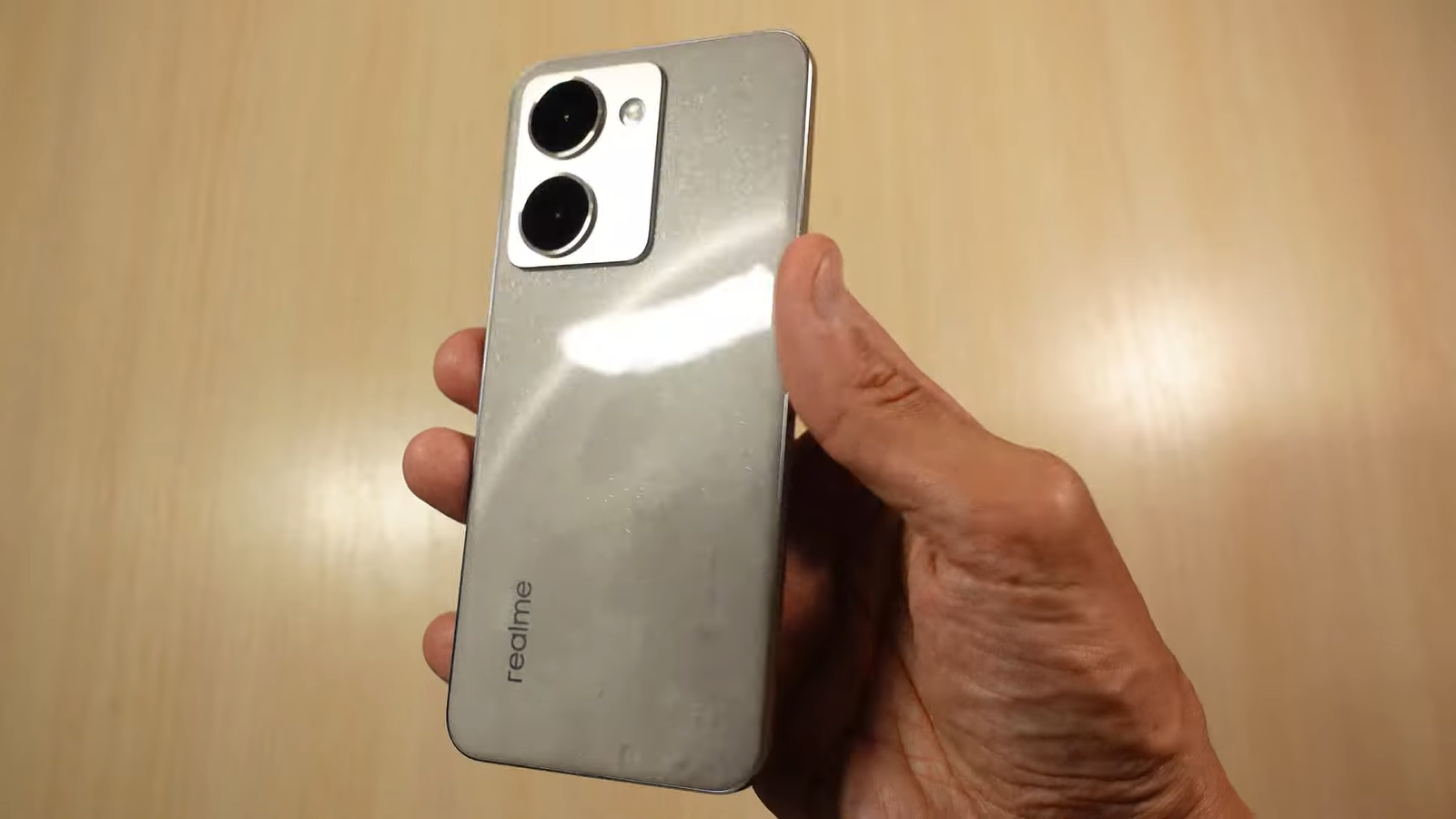 Стоит-ли-покупать-новый-realme-p3-ultra-вместо-tecno-camon-40-pro-5g