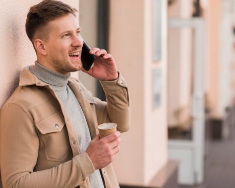 in-russia,-the-marking-of-commercial-calls-was-postponed-to-december-2025