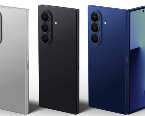 Кореец-в прямом-эфире-сложил-samsung-galaxy-z fold7-двести-тысяч-раз