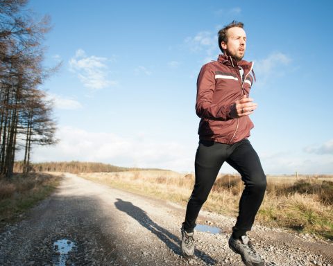 expert-on-physical-exercises-explained-whether-the-tuning-of-the-knees-harms