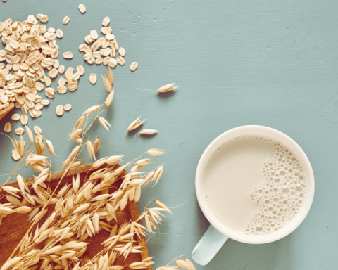 Аллергия-и-другие-серьёзные-побочные-эффекты-овсяного-молока