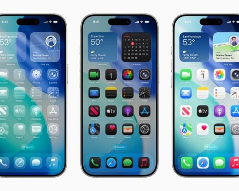 Пока-openai-откатывает-релиз-gpt-5,-apple-решила-перейти-на него-в ios-и macos