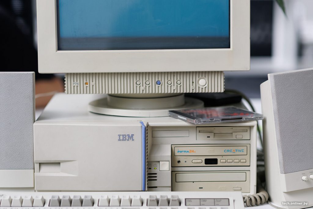 the-minsk-resident-restored-the-rare-ibm-computer-of-the-1990s.-it-took-five-years