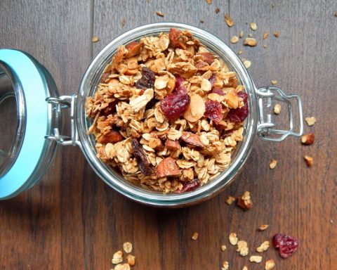 dry-granols-and-other-products-with-which-you-can-not-mix-chia-seeds