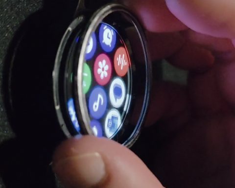 it-turned-out-that-the-sensors-in-the-galaxy-watch-6-classic-are-based-on-a-magnetic-field