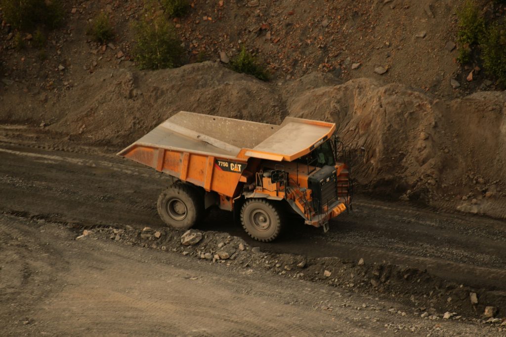 in-russia,-a-hydrogen-dump-truck-was-developed-for-quarries