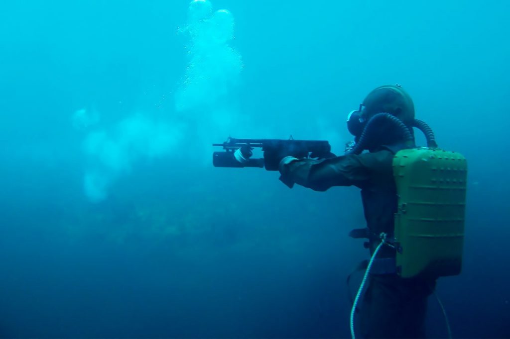 «Калашников»-отметил-50-летие-подводного-автомата-АПС