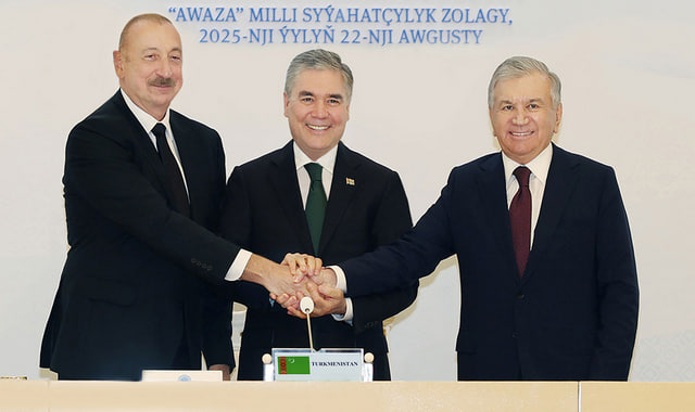 Туркменистан,-Азербайджан-и-Узбекистан-обсудили-совместные-проекты