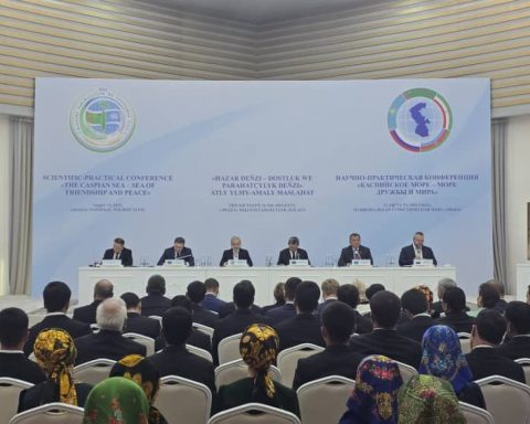 scientific-practical-conference-entitled-“the-caspian-sea-–-sea-of-friendship-and-peace”-was-held