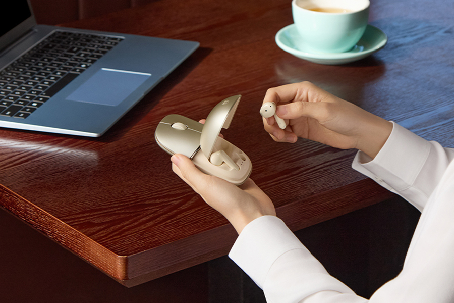 honor-представила-мышь-кейс-с-беспроводными-наушниками