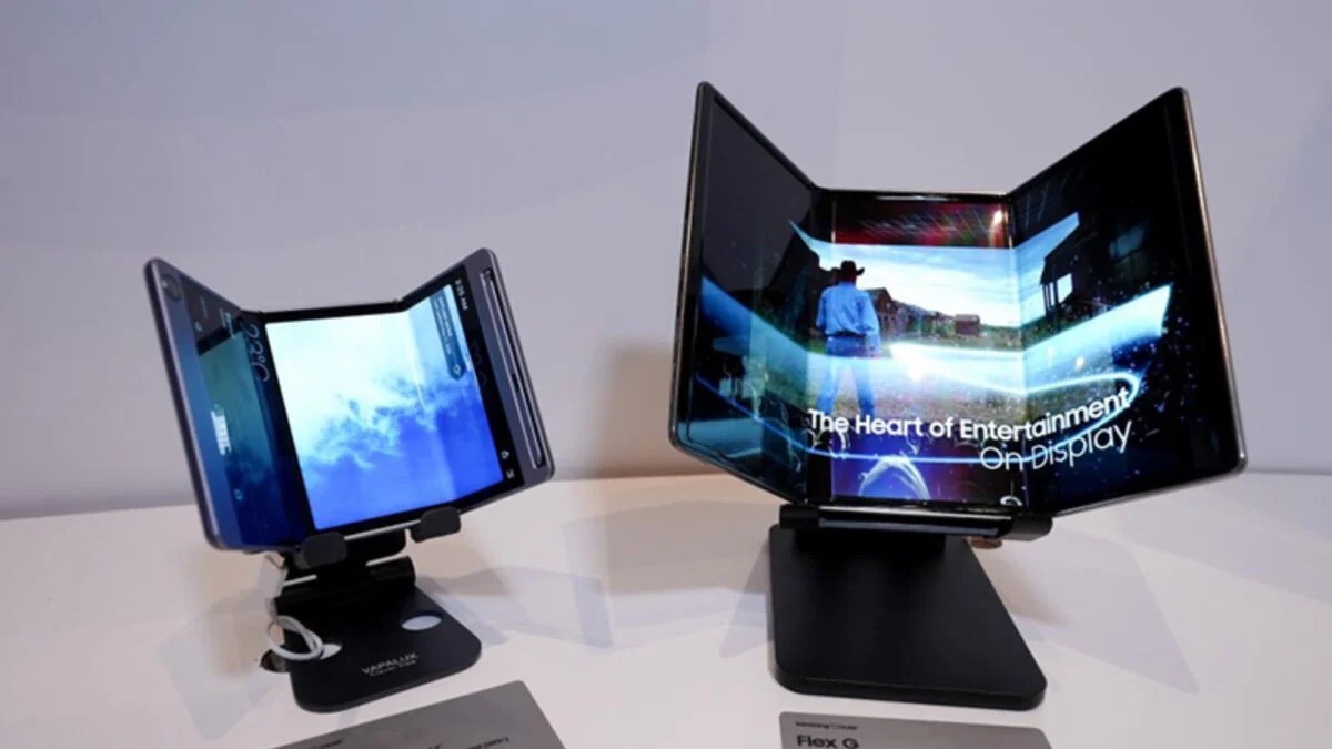 samsung-превратит-свой-трёхскладный-смартфон-в-эдакий-цифровой-мультитул