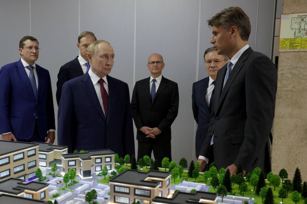 Путину-представили-проект-научно-образовательного-кластера-для-ядерных-технологий