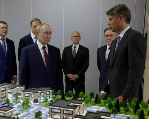 Путину-представили-проект-научно-образовательного-кластера-для-ядерных-технологий