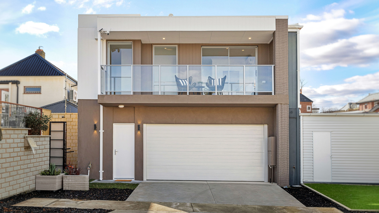 in-australia,-a-whole-two-story-house-was-printed-on-a-3d-printer-in-just-18-hours