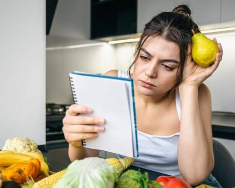 inexplicable-fatigue-and-other-signs-that-you-lack-nutrients