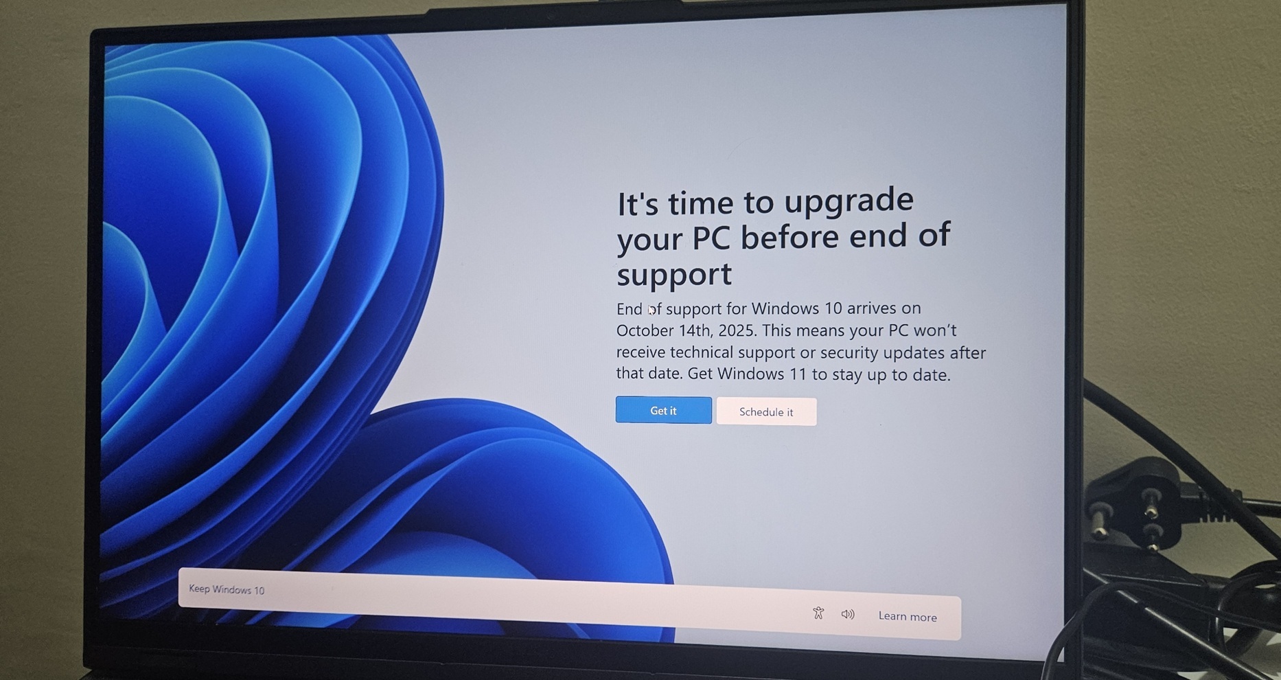 microsoft-began-to-fill-up-users-with-intrusive-advertising-windows-11
