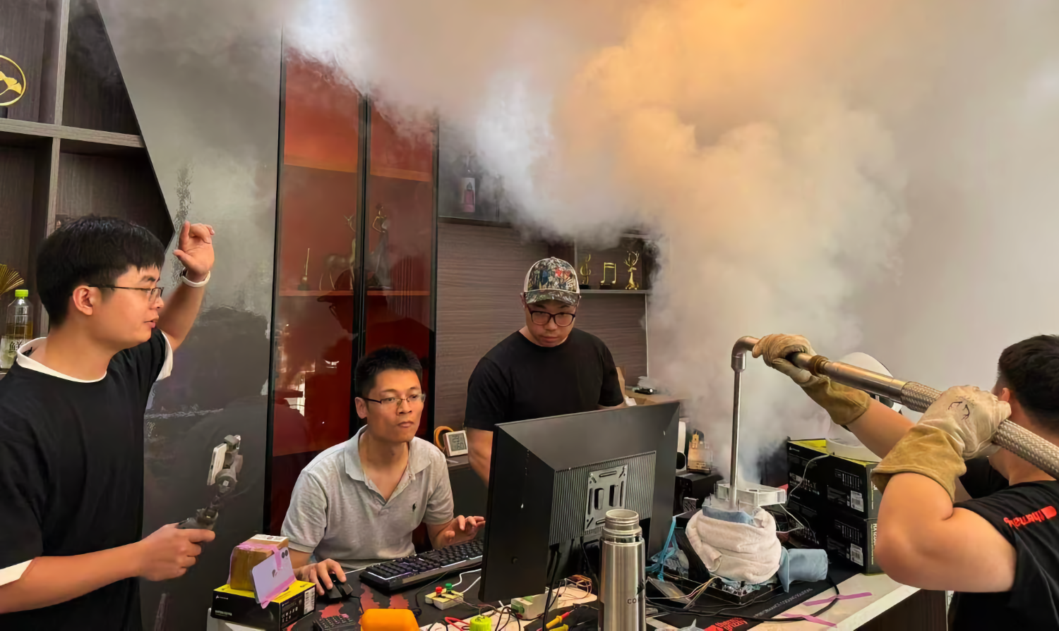 В-Китае-процессор-core-i9-14900kf-разогнали-до-рекордных-9,13-ГГц