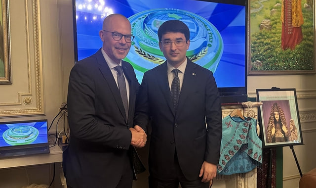 Посол-Туркменистана-в-Бельгии-обсудил-сотрудничество-с-Европейской-комиссией