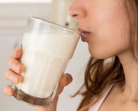 dangerous-misconceptions-about-the-use-of-raw-milk-are-named