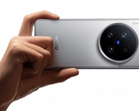 Серия-vivo-x300-с dimensity-9500-и 8200-мА·ч-выйдет-в октябре