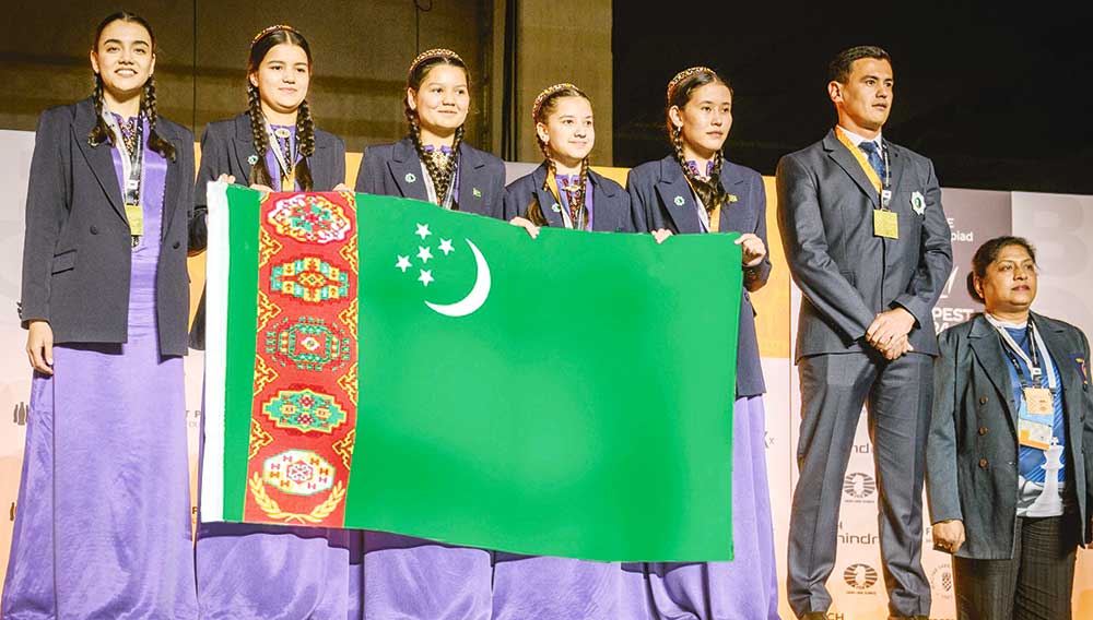 kustci zenanlar THE ASHGABAT TIMES