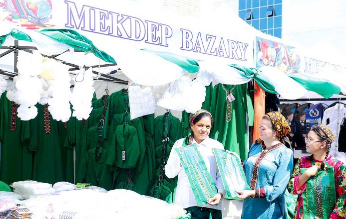 mekde islenen 25 THE ASHGABAT TIMES