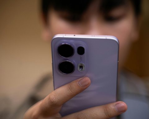 Операторы-связи-запустили-безлимитный-доступ-к мессенджеру-Мax