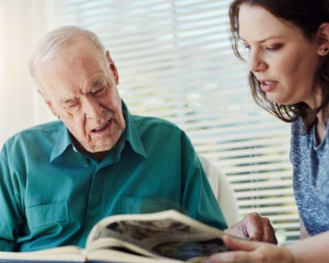 pressure-and-other-risk-factors-for-the-development-of-alzheimer’s-disease