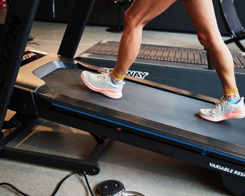 running-will-help-you-lose-weight-faster-than-walking-on-an-inclined-surface