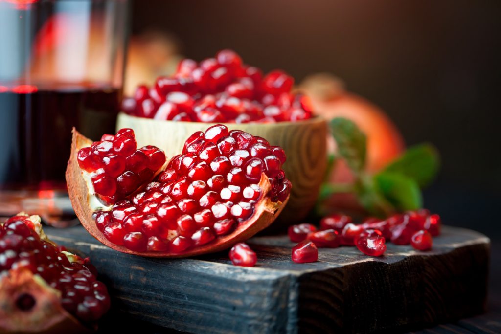 pomegranate-and-other-most-useful-fruits-with-metabolic-syndrome