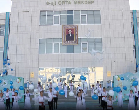 В-Ашхабаде-открылась-новая-школа-№8