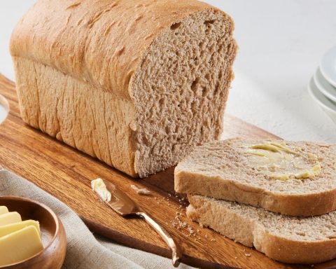 thinly-chopped-whole-grain-bread-will-help-you-lose-weight
