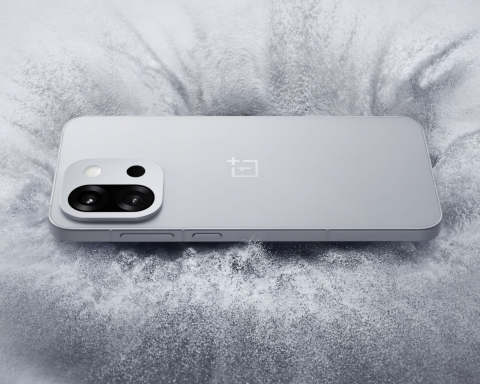 oneplus-встретит-октябрь-двумя-релизами —-oneplus-15-и ace-6