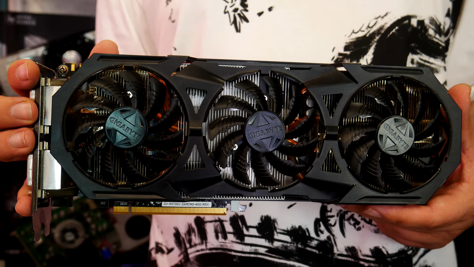 the-legendary-3.5-gig-gtx-970-was-soldered-up-to-8-gb-and-checked-in-games