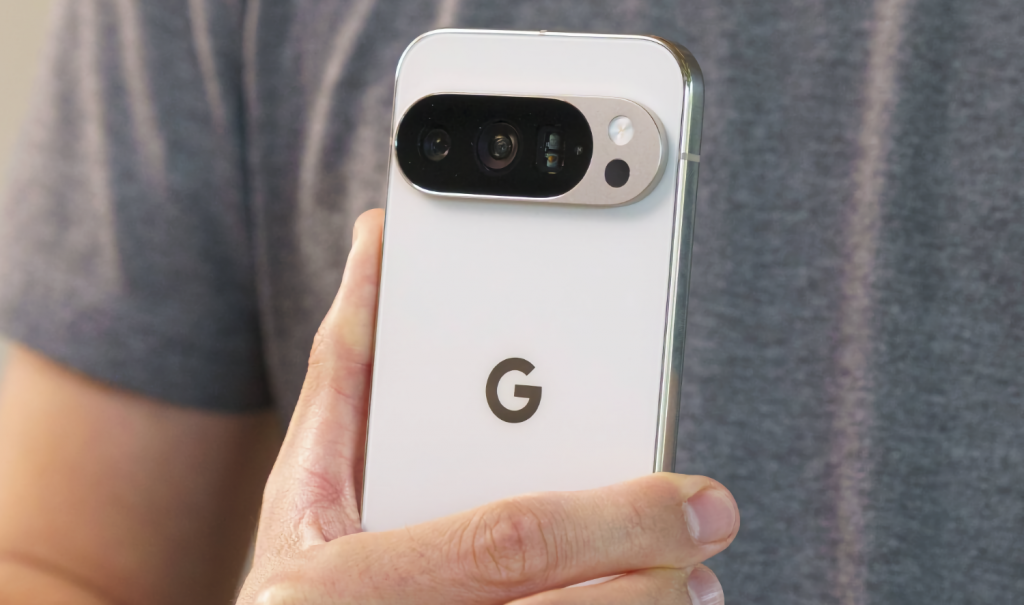 В-gsmarena-назвали-pixel-10-pro-смартфоном-со-странным-балансом-плюсов-и-минусов