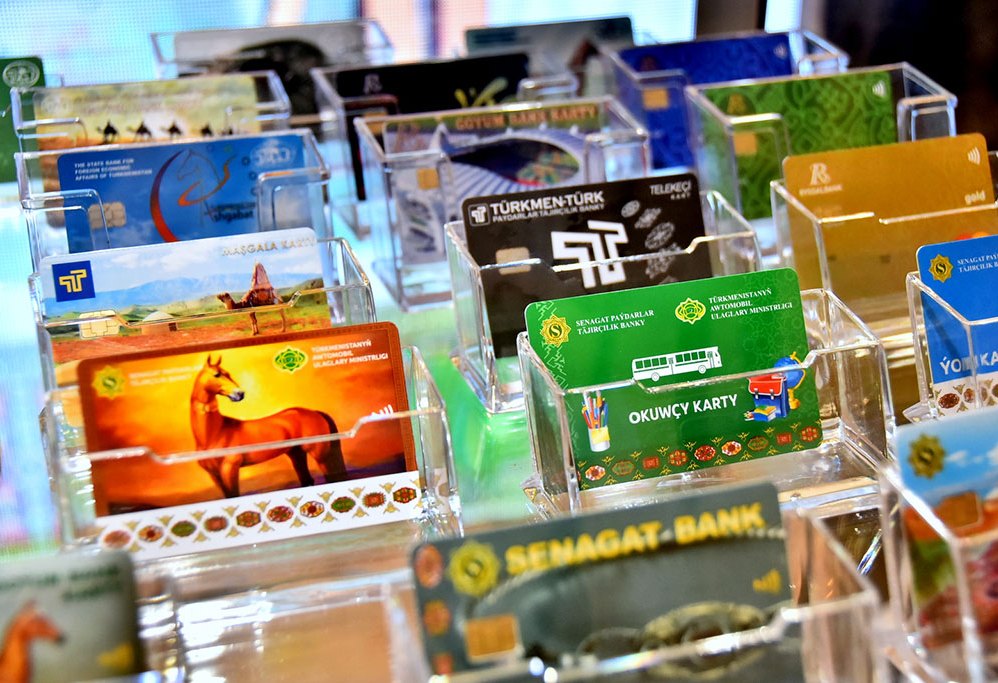 banklar guni THE ASHGABAT TIMES